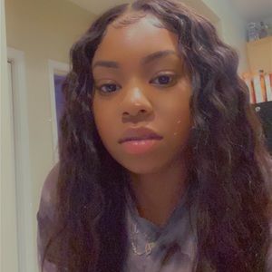 Meet your Posher, Jasmine